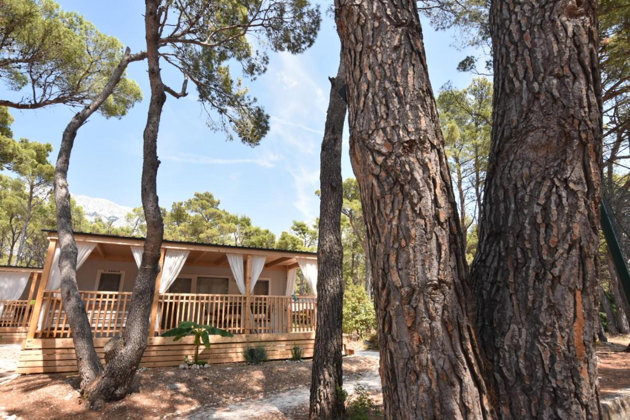 Mobile Homes Sara - Camping Basko Polje , Adriatic , Dalmatia Baška Voda Exterior foto
