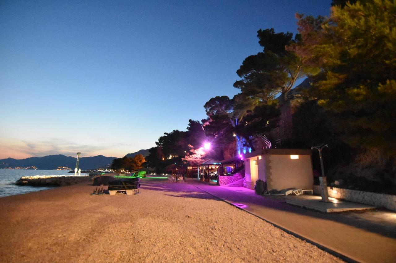 Mobile Homes Sara - Camping Basko Polje , Adriatic , Dalmatia Baška Voda Exterior foto
